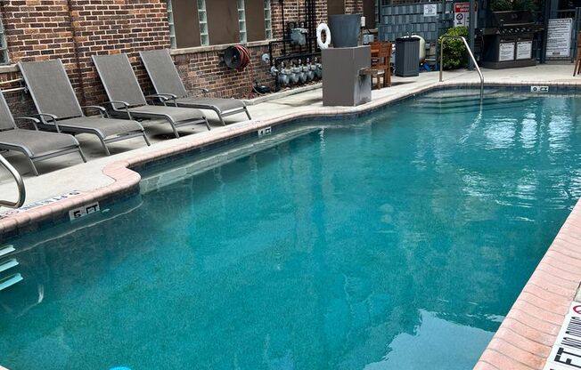 Historic Apartment in the heart of South town, San Antonio!