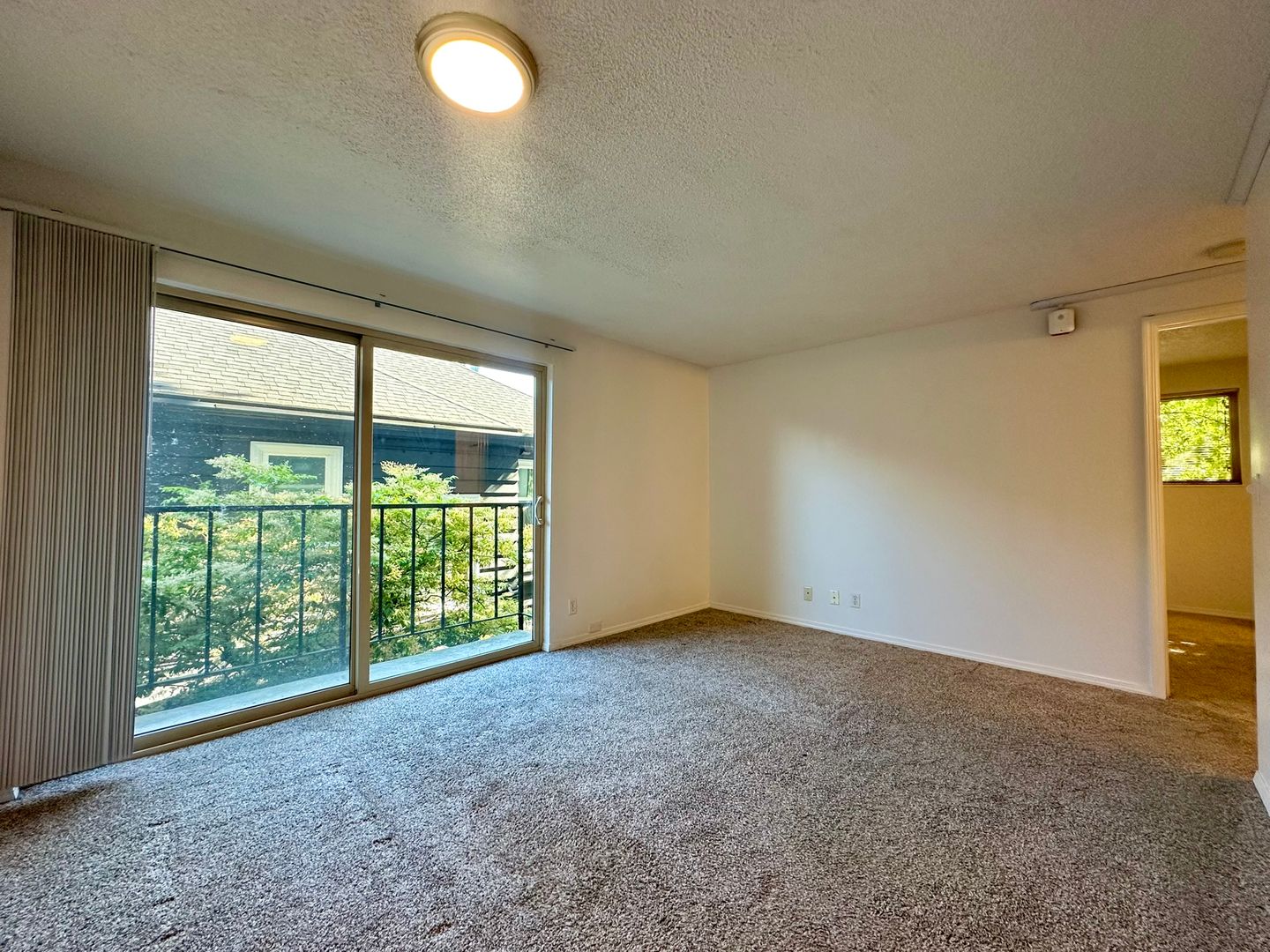 Twin Oaks Apartments