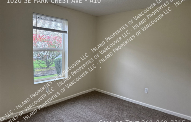 1020 SE PARKCREST