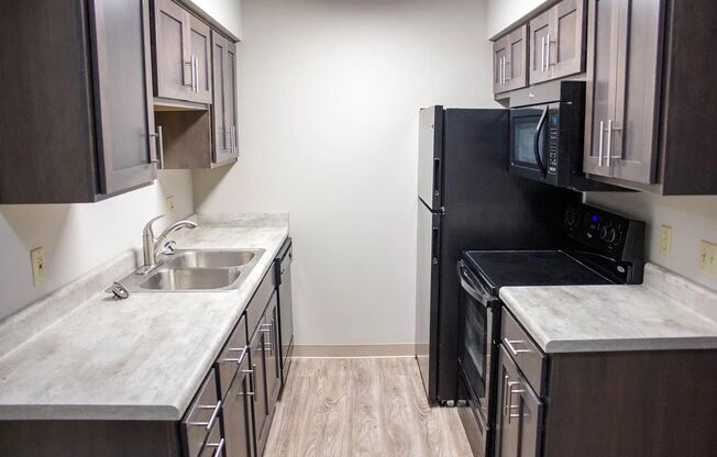 Parkside Apts. (TDS)