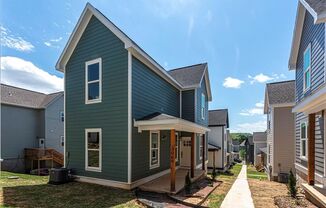 2 bedroom 2.5 baths new construction home near campus