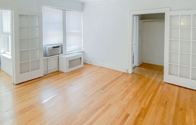 Studio, 1 bath, 437 sqft, $1,695, Unit 432-211