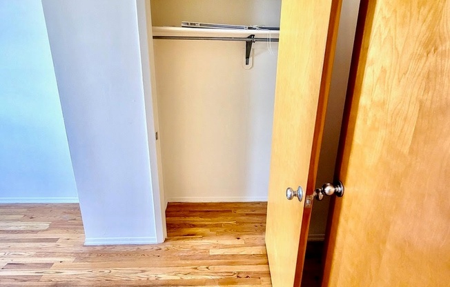 21 W 126 ST