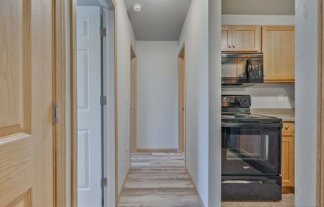 2 beds, 1 bath, 725 sqft, $1,099, Unit 1629-3