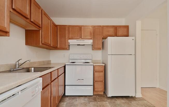 Welcome to Fields Apartments - West Side Indianapolis