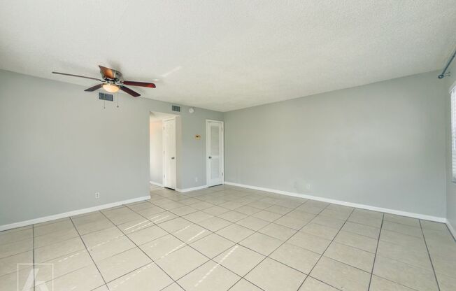 1 bed, 1 bath, 575 sqft, $945, Unit 920#B202