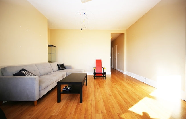 32 GAY HEAD ST