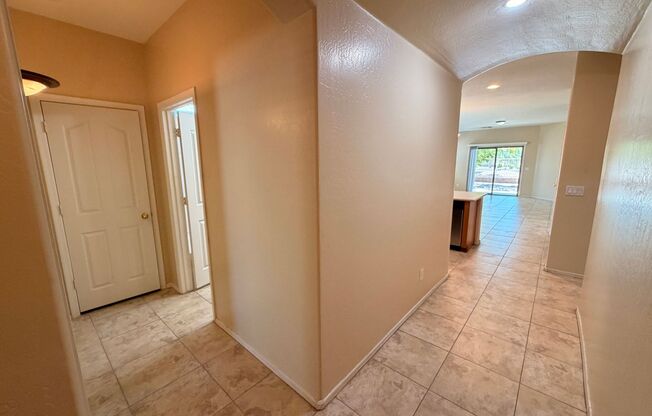 ALL Tile, *NO* Carpet Single Story 4 bed/3 Full Bath Goodyear Home Available!