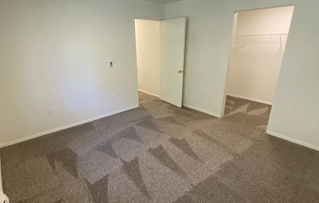 4 beds, 2 baths, 1,302 sqft, $2,350, Unit A-002