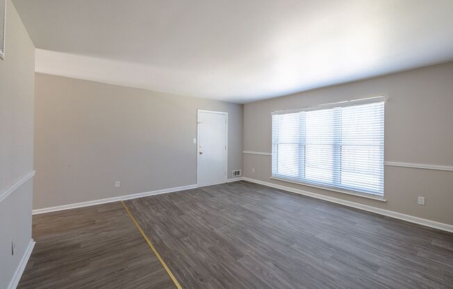 2 beds, 1 bath, 836 sqft, $1,340, Unit 1532-C