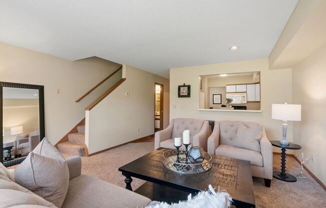 2 beds, 1.5 baths, 1,412 sqft, $1,895, Unit 05 2298
