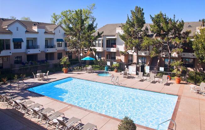 Lounge Swimming Pool With Cabana at Cypress Point Apartment , Ventura, California