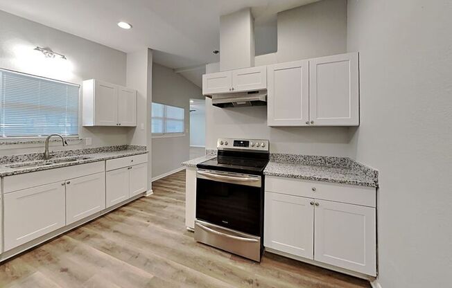 13316 FLAGSTONE LN