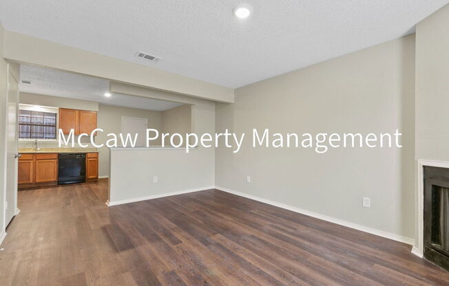 2 beds, 2 baths, 1,072 sqft, $1,595, Unit 3