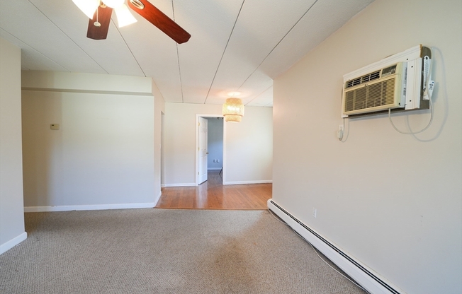 3 beds, 2 baths, 1,156 sqft, $3,800, Unit 41A