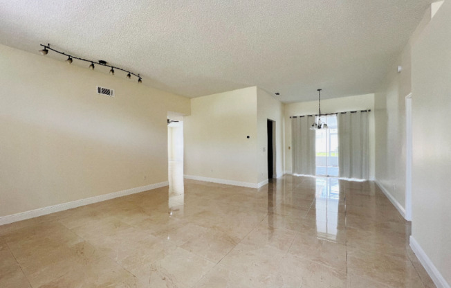 3909 YELLOW FINCH LN