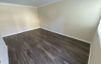 1 bed, 1 bath, 575 sqft, $1,700, Unit 18