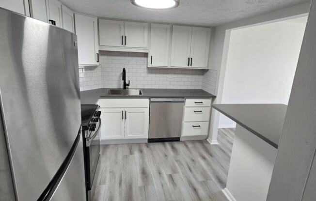 2 beds, 1.5 baths, 980 sqft, $1,525, Unit 1011