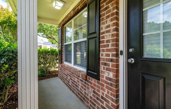 101 Thorncrest Drive