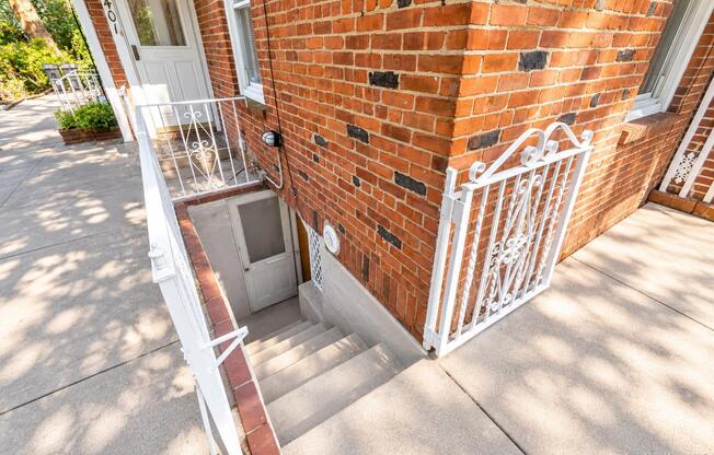 4 beds, 2 baths, 2,080 sqft, $8,500