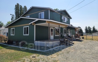 11122 E Valleyway