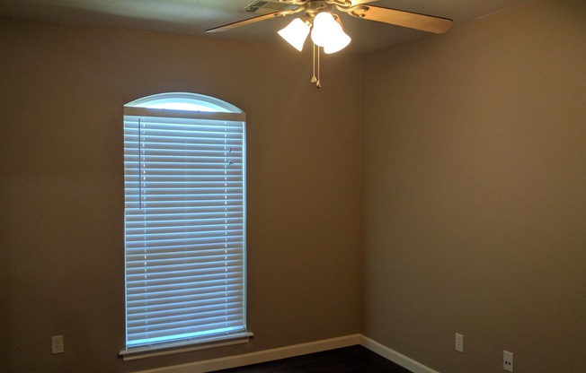 416 Cherokee Gate Dr  3Bd/ 2Ba House - Yukon