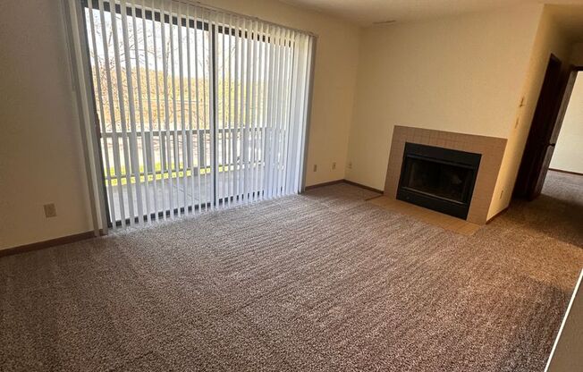 1 bed, 1 bath, 778 sqft, $923, Unit 252204