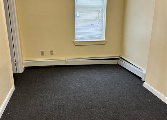 Studio, 600 sqft, $2,000