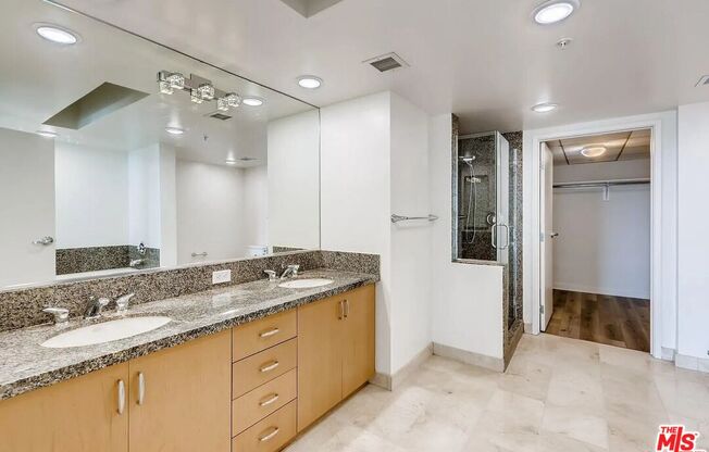 2 beds, 2.5 baths, 1,431 sqft, $6,995, Unit 1225