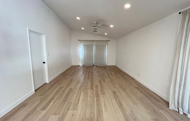 Charming Single-Story 3BD Home with 2-Car Garage in West Las Vegas