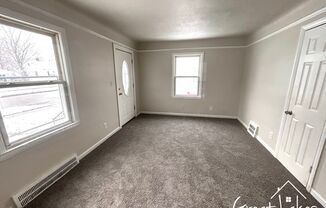 3 beds, 1 bath, $1,200