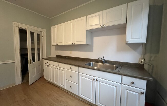 4 beds, 2 baths, 1,200 sqft, $6,000, Unit 2