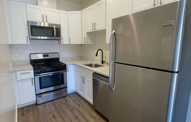 870-872 29th St