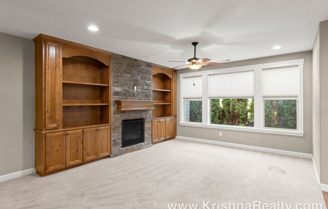 4 Bedroom 3 Bath Upscale Luxury Fishers Landing Townhome