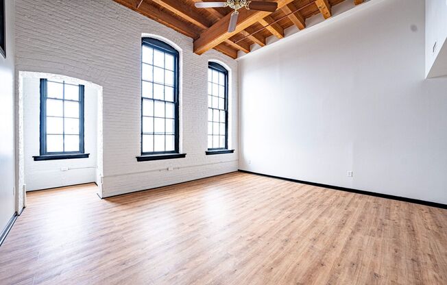 2 beds, 1 bath, 890 sqft, $1,475, Unit Apartment 108