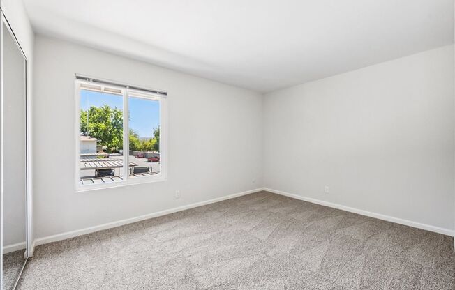 1 bed, 1 bath, 592 sqft, $1,390