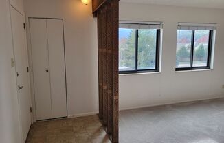 2 beds, 2 baths, $1,550, Unit # #C