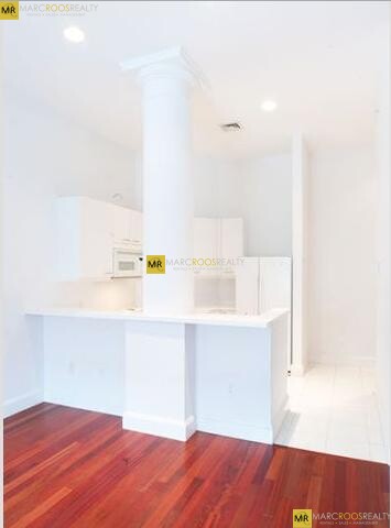 108 Richmond St.