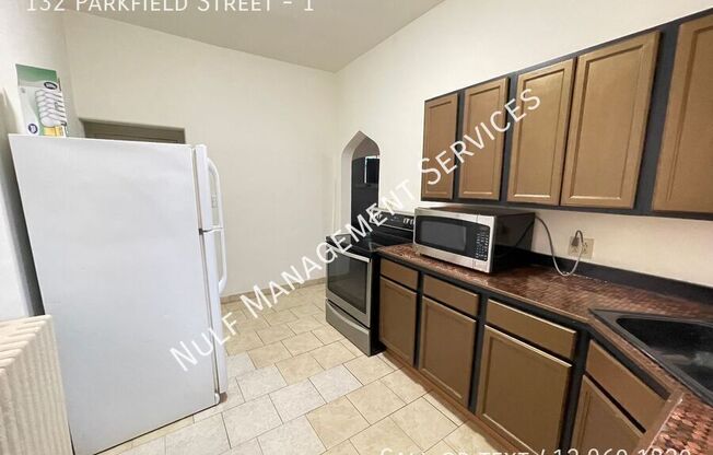 132 PARKFIELD ST