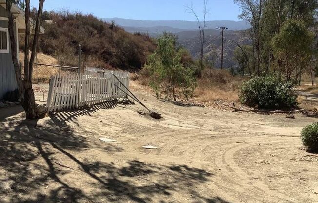 Cozy 1 Bed/1 Bath Countryside Home With Scenic Views In Aguanga!