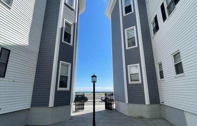 Studio, 1 bath, 500 sqft, $1,800, Unit 90 Win #04