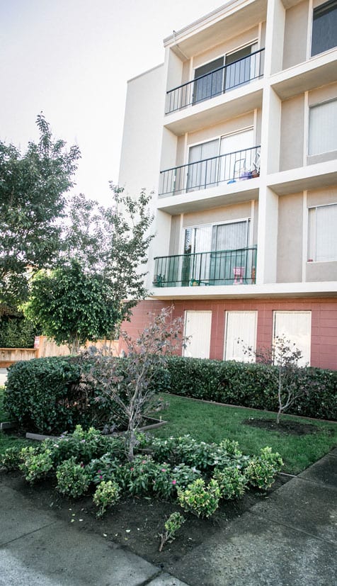 Three Crown Apartments