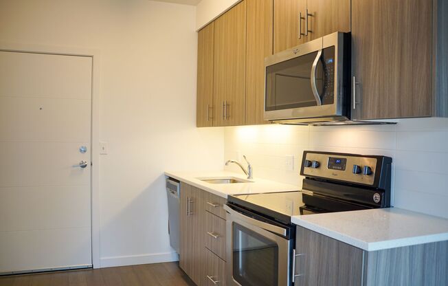 Fabulous Sellwood 1-Bedroom with Condo-Grade Finishes!