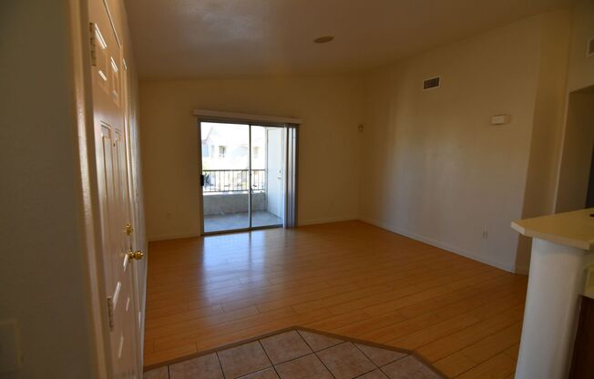 2 beds, 2 baths, $1,195, Unit UNIT 2083