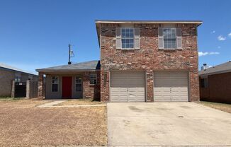 3 beds, 2.5 baths, $1,595