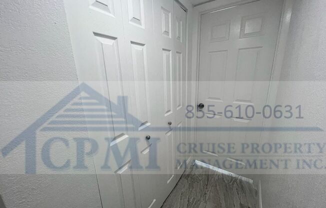 1 bed, 1 bath, 785 sqft, $1,895, Unit V107