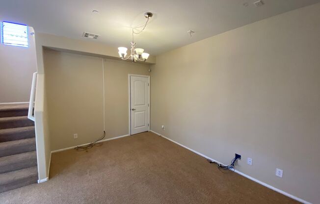 Wonderful 4 bed/2.5 bath home located in the NW area of Las Vegas