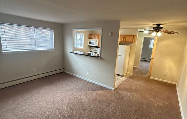 1 bed, 1 bath, 550 sqft, $1,250, Unit G09