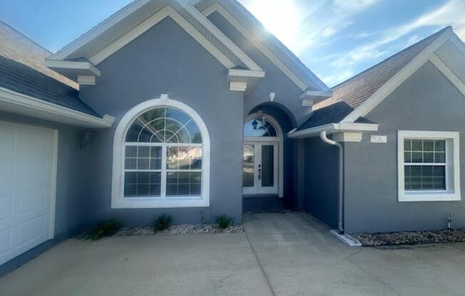 Pool home for rent !