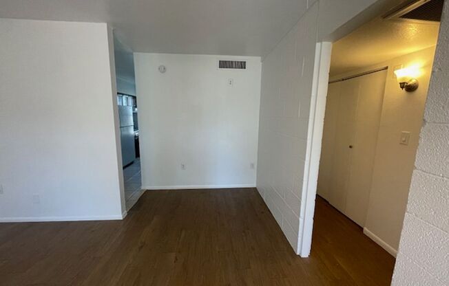 2 beds, 2 baths, 950 sqft, $1,250, Unit 534J